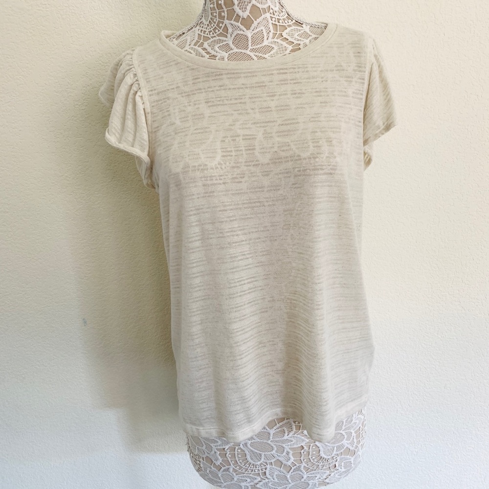 Banana Republic Cream Ruffle Short Sleeve Top